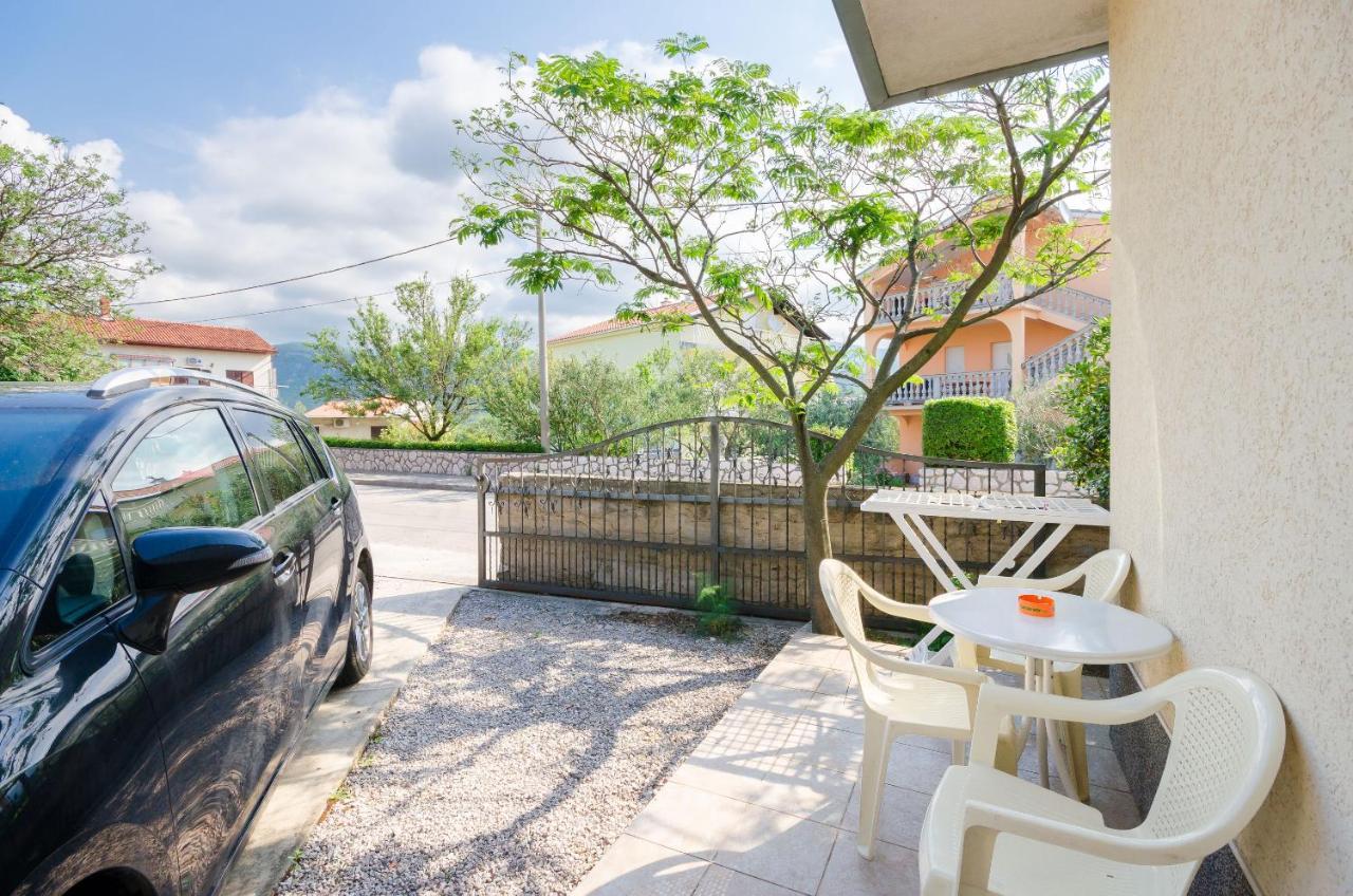 Apartments Branimir Novi Vinodolski Exterior photo